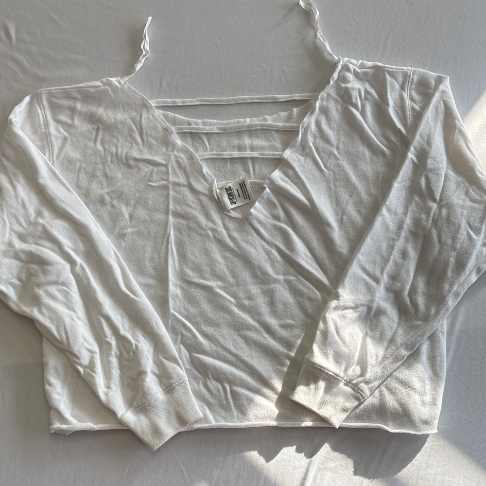 PINK Victoria's Secret White V-Neck Crop Top TAGGED SIZE Medium WMNS